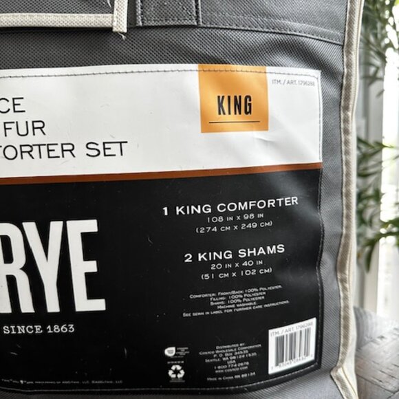 Frye 3 pc KING Faux fur bedding set - Grey Color NEW - Picture 4 of 4